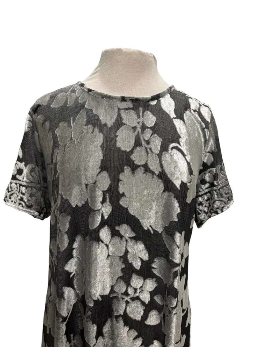 Vintage CW Rose Woman Silver Floral Metallic Maxi Dress Boho Art to Wear XL - Picture 3 of 9